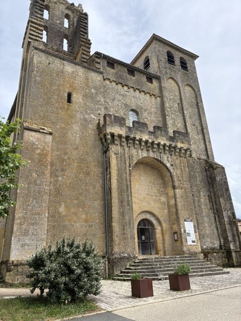 St Avit abbaye